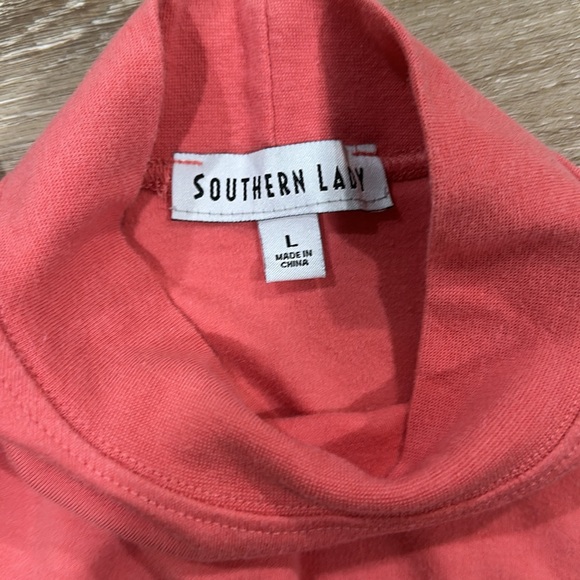 Like new peach southern lady large long sleeve turtle neck long sleeve - Picture 2 of 2